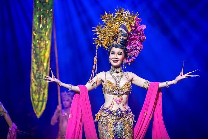 Alcazar Cabaret Show Pattaya V.I.P Ticket - Your practical walkthrough: how the night usually plays out