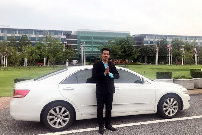 Arrival Bangkok Airport Private Transfer : Hotel in Pattaya - Meeting your driver at the arrivals lounge (and not wasting time)