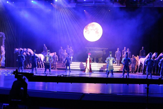 Colosseum Cabaret Show in Pattaya Entry Ticket - Tips to make your seats and show experience work