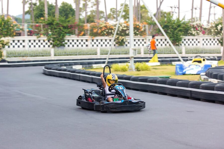 EasyKart Pattaya (Bali Hai Pier) : Go-Kart Racing Experience - Languages and Staff Support: Useful When You Want Clarity Fast
