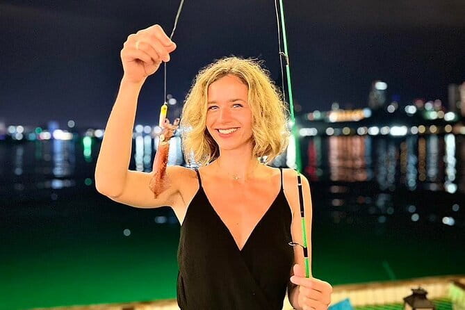 Exclusive Squid Fishing on Chic Floating Café from Pattaya - What You Catch Turns Into Food: Sashimi or Grilled Squid