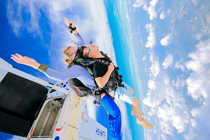 First Jump Tandem Skydive Pattaya Include Pickup Transfer - Quick Hits
