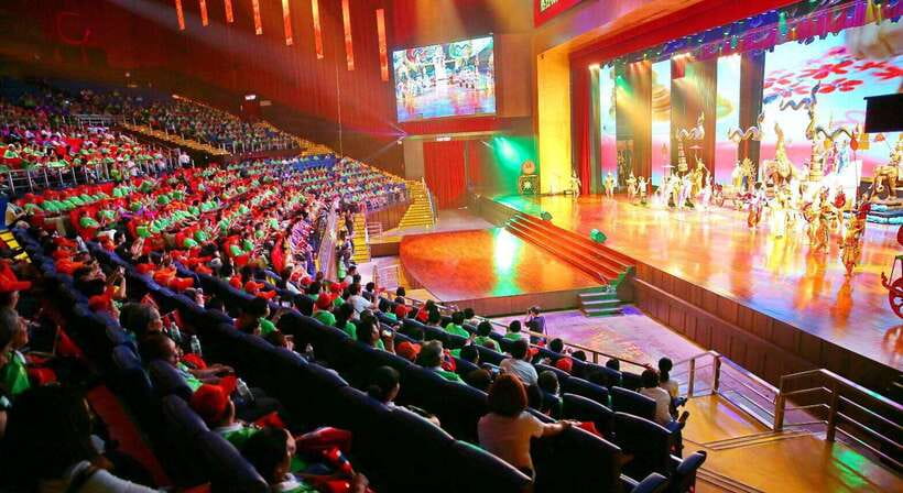 Hop-On Hop-Off Bus Tours and Nongnooch Pattaya Combo - Thai cultural performances: dance plus martial arts energy