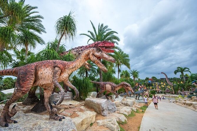 Nong Nooch Tropical Garden Ticket in Pattaya - Sightseeing bus vs. walking: how to match the pace to your legs