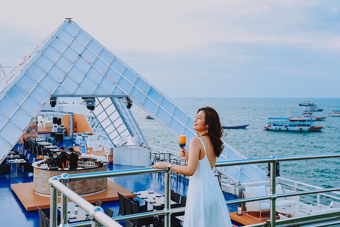 Ocean Sky Pattaya Dinner Cruise with Live Entertainment - Ocean Sky’s floating setup: what the 360° views really feel like