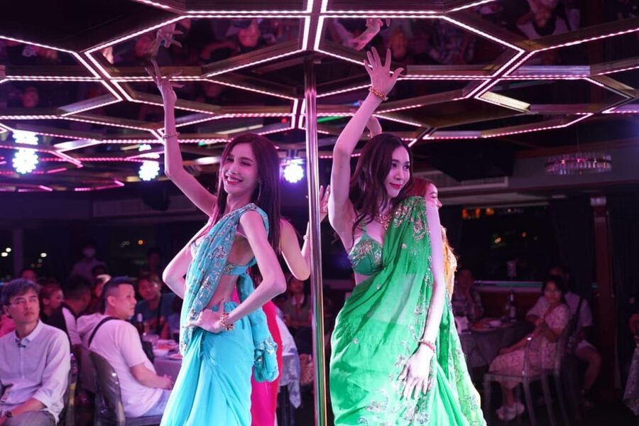 Pattaya: All Star Dinner Cruise, Cabaret Show & Beer Buffet - Who should book All Star Dinner Cruise (and who should think twice)
