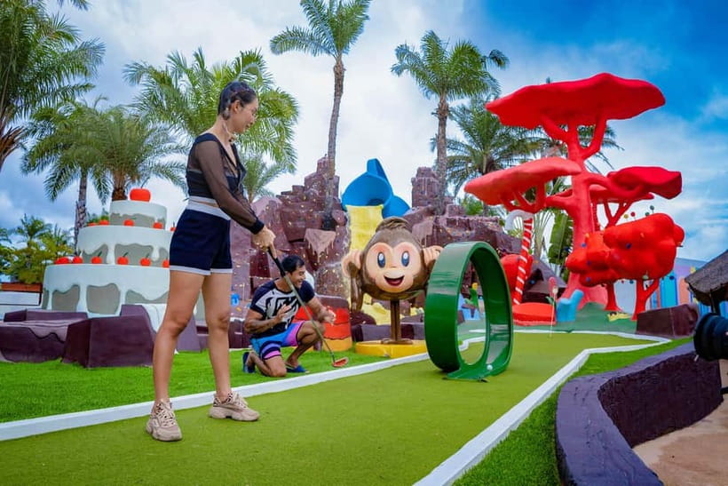 Pattaya: Columbia Pictures Aquaverse Entry Ticket - Water rides and the Mega Wave Pool: plan your energy, not just your tickets