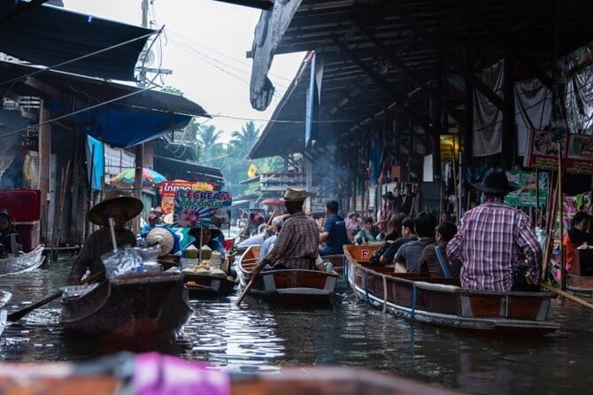 Pattaya Discovery Tour with Floating Market - Start at Dusit Thani: the 8:00 am plan that keeps things easy