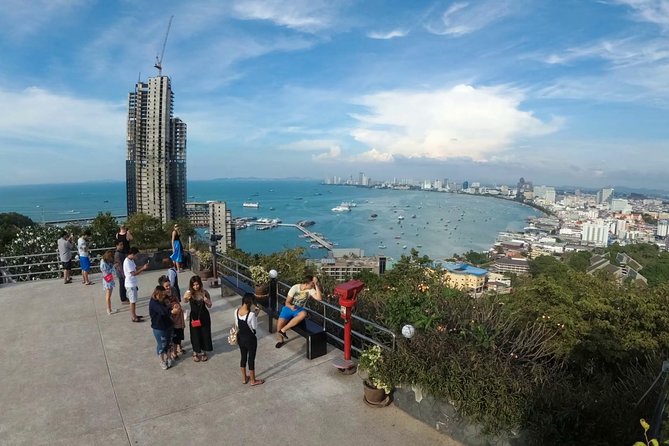 Pattaya Discovery Tour with Floating Market, View Points - Gems Gallery Pattaya: The Shopping Stop You Should Expect