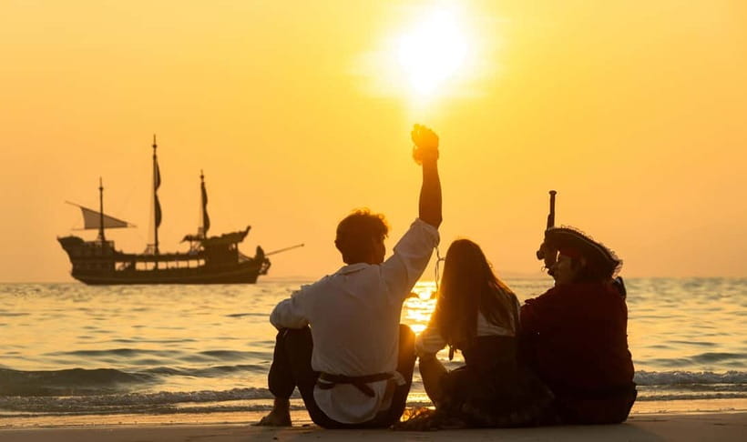 Pattaya: Koh Larn Pirate Cruise with Transfer & Activities - Highlights at a glance