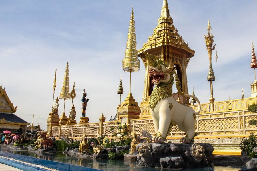 Pattaya: Mini Siam Entry Ticket - Mini Europe: Eiffel Tower and Big Ben in One Organized Zone