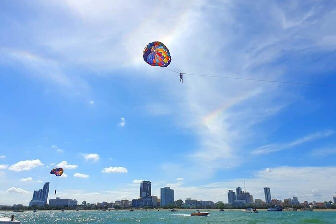 Pattaya: Parasailing Experience - Why Pattaya parasailing is such an easy thrill in Chonburi