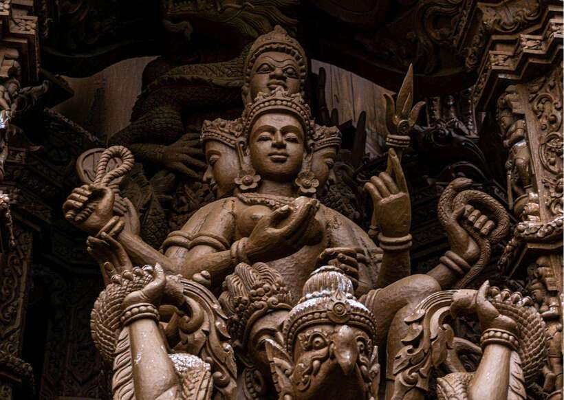 Pattaya: Sanctuary of Truth Admission with Guided Tour - Wandering the wood maze: what stands out once you’re inside