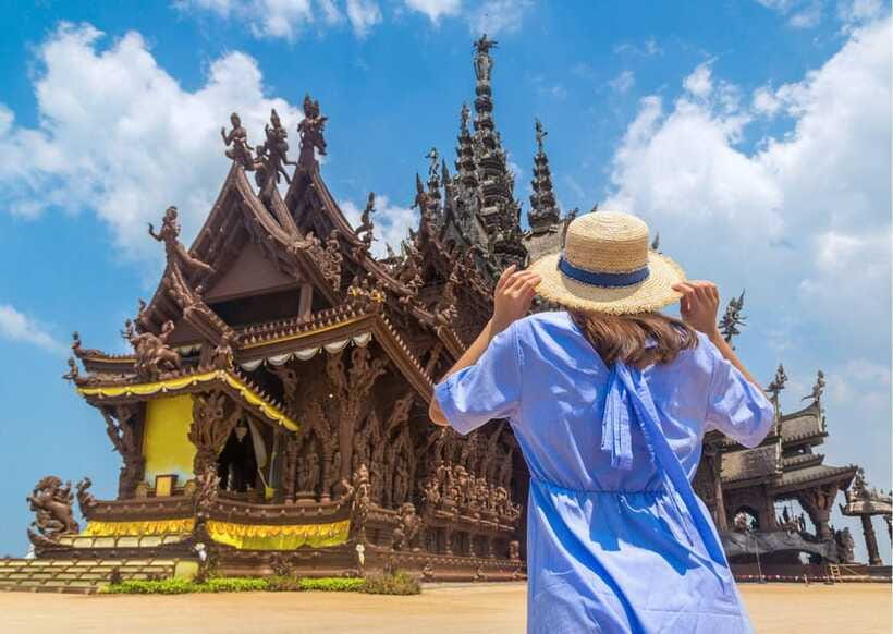 Pattaya: Sanctuary of Truth Admission with Guided Tour - Photos, shoes, and rules that affect your experience