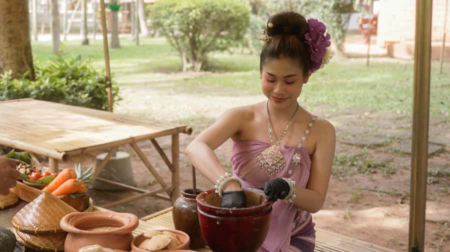Thai Thani Cultural Village Admission Ticket ( PACKAGE - B ) - Pottery museum pass and the small market: the easy add-ons